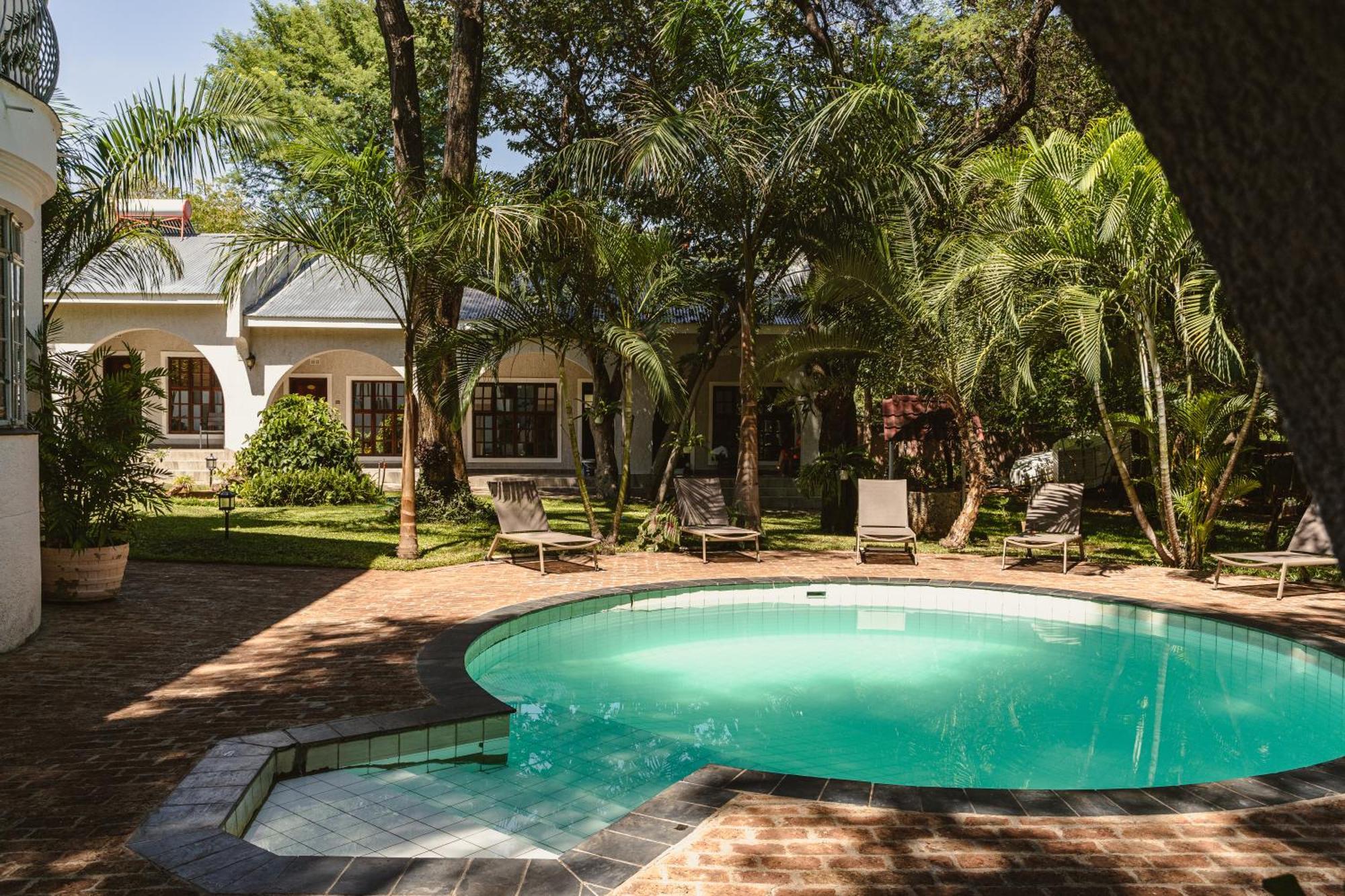 Jacaranda Lodge Victoria Falls Exteriér fotografie