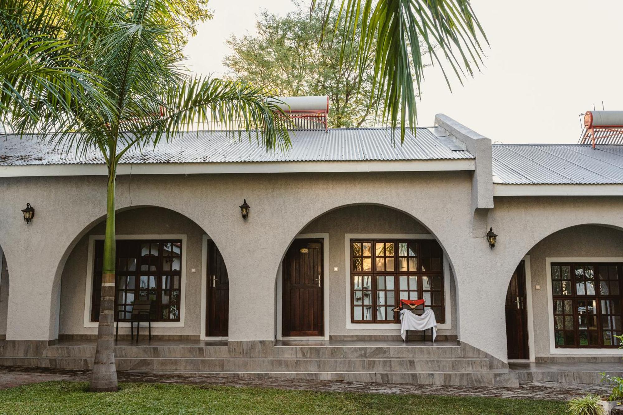 Jacaranda Lodge Victoria Falls Exteriér fotografie
